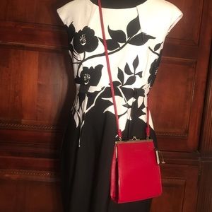 NWT GUESS Crossbody Clutch